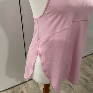 Lululemon tanks